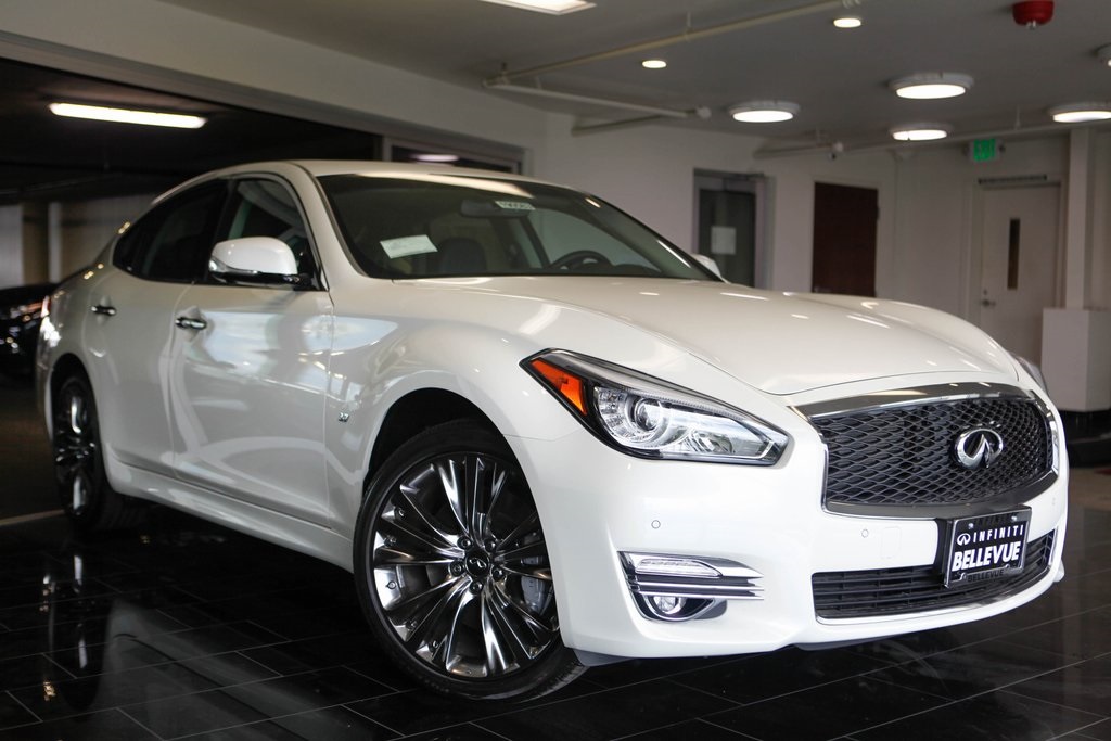 New 2019 INFINITI Q70 3.7 LUXE AWD SEDAN in Bellevue #190583 | INFINITI