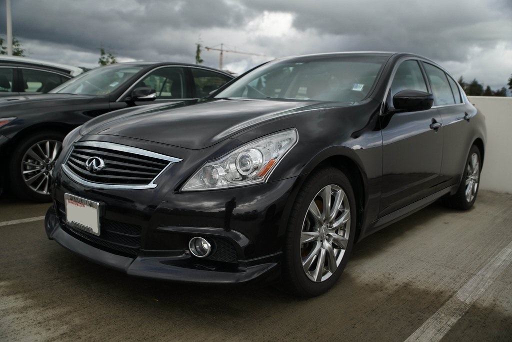 Infiniti g37 x